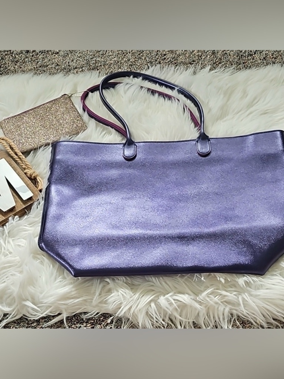 Bath and Body Works Shiny Navy Tote with Magenta Accents and Gold Sparkle Pouch